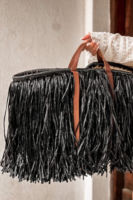 Tote Straw shoulder bag black with leather handles