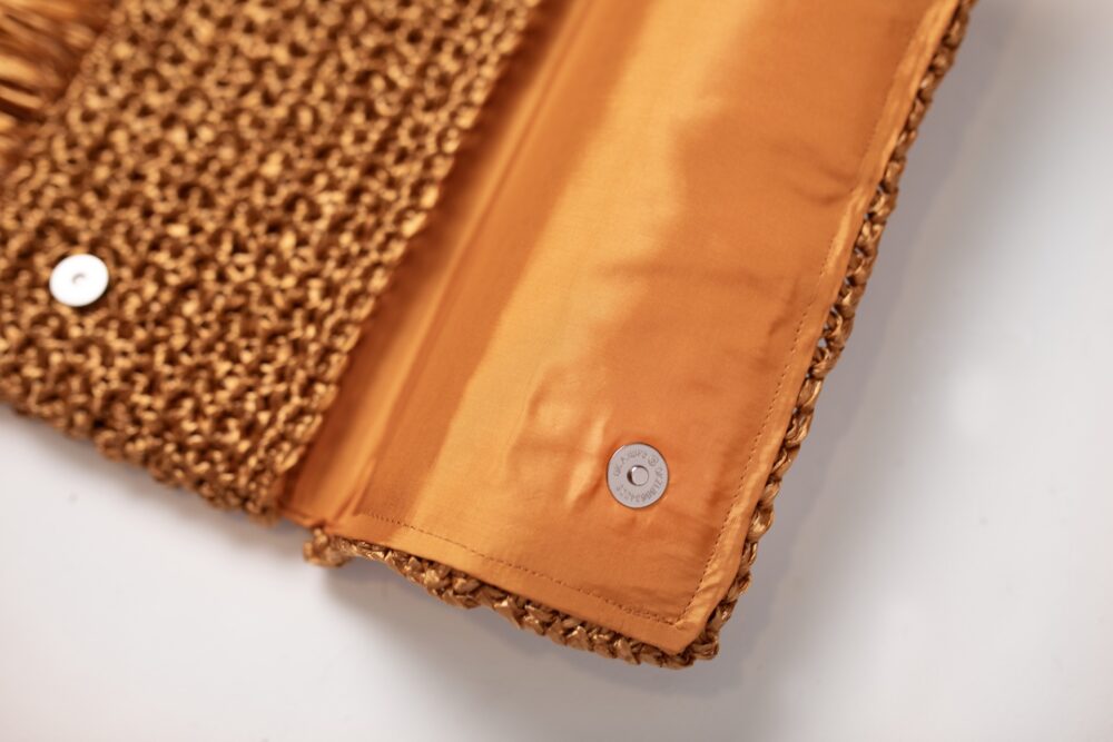 Crochet Clutch bag Bronze - Image 2