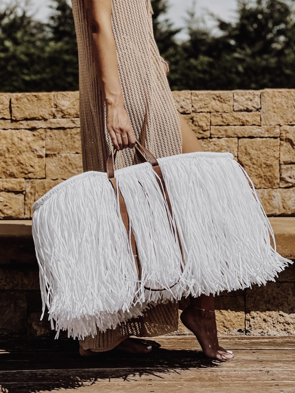 Grand Straw Shoulder bag white with leather handles - Image 6