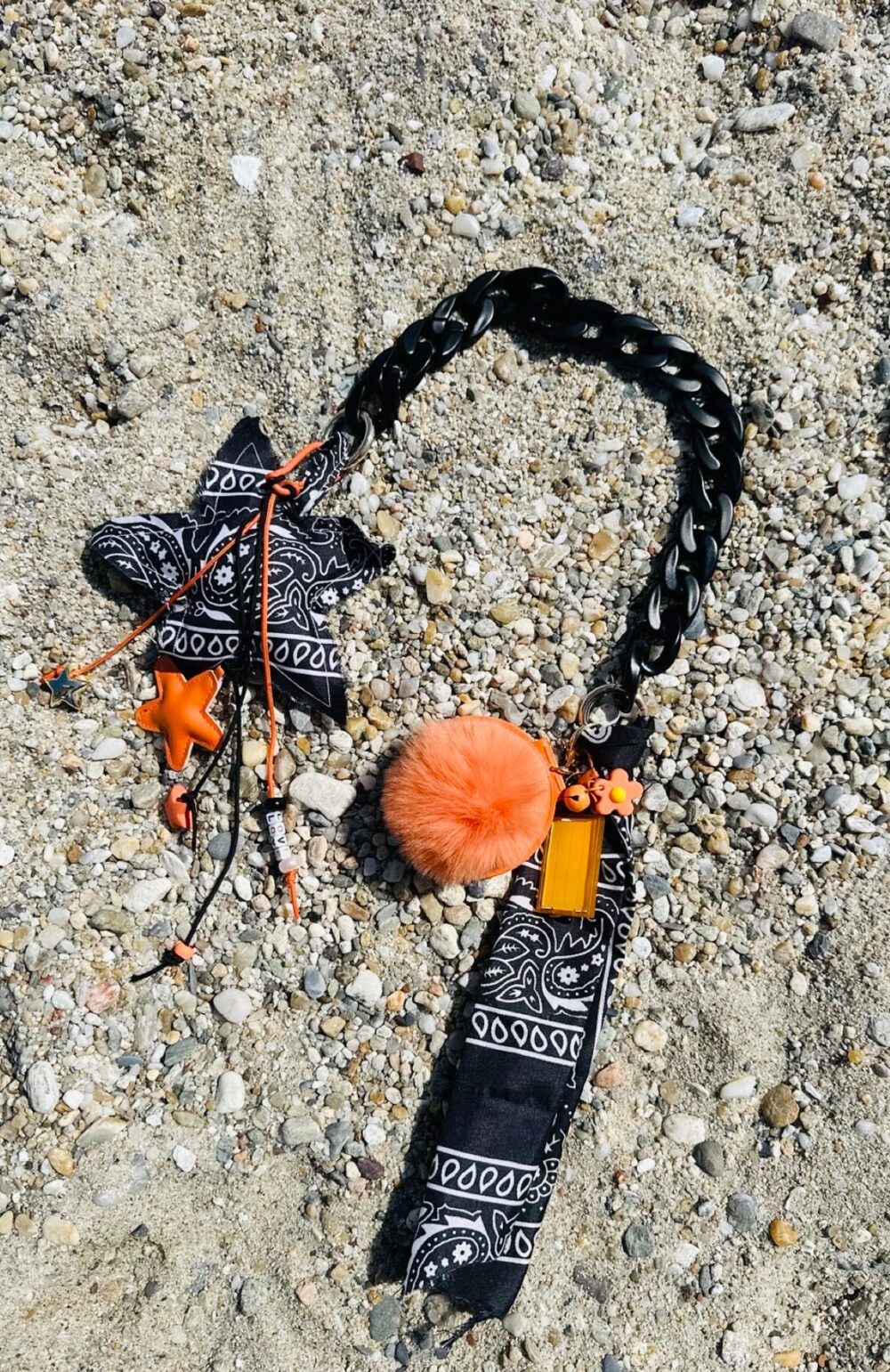 Bandana Orange Charm - Image 2