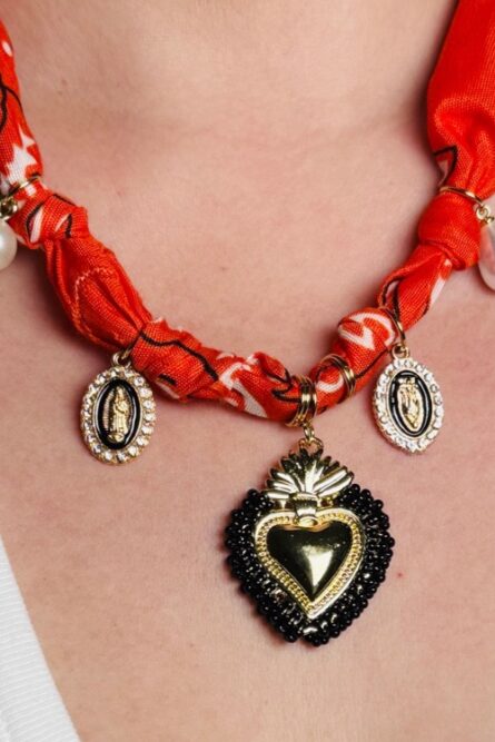 Bandana Necklace Coral edition